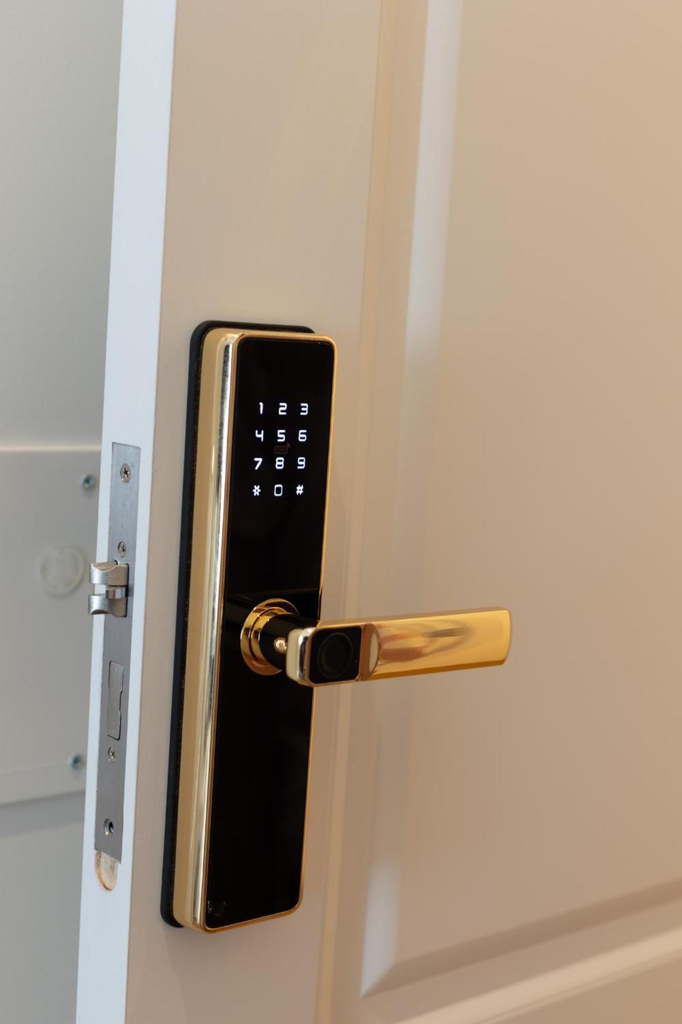 De Vince Suites - Luxury Rooms - Roma Termini Ngoại thất bức ảnh