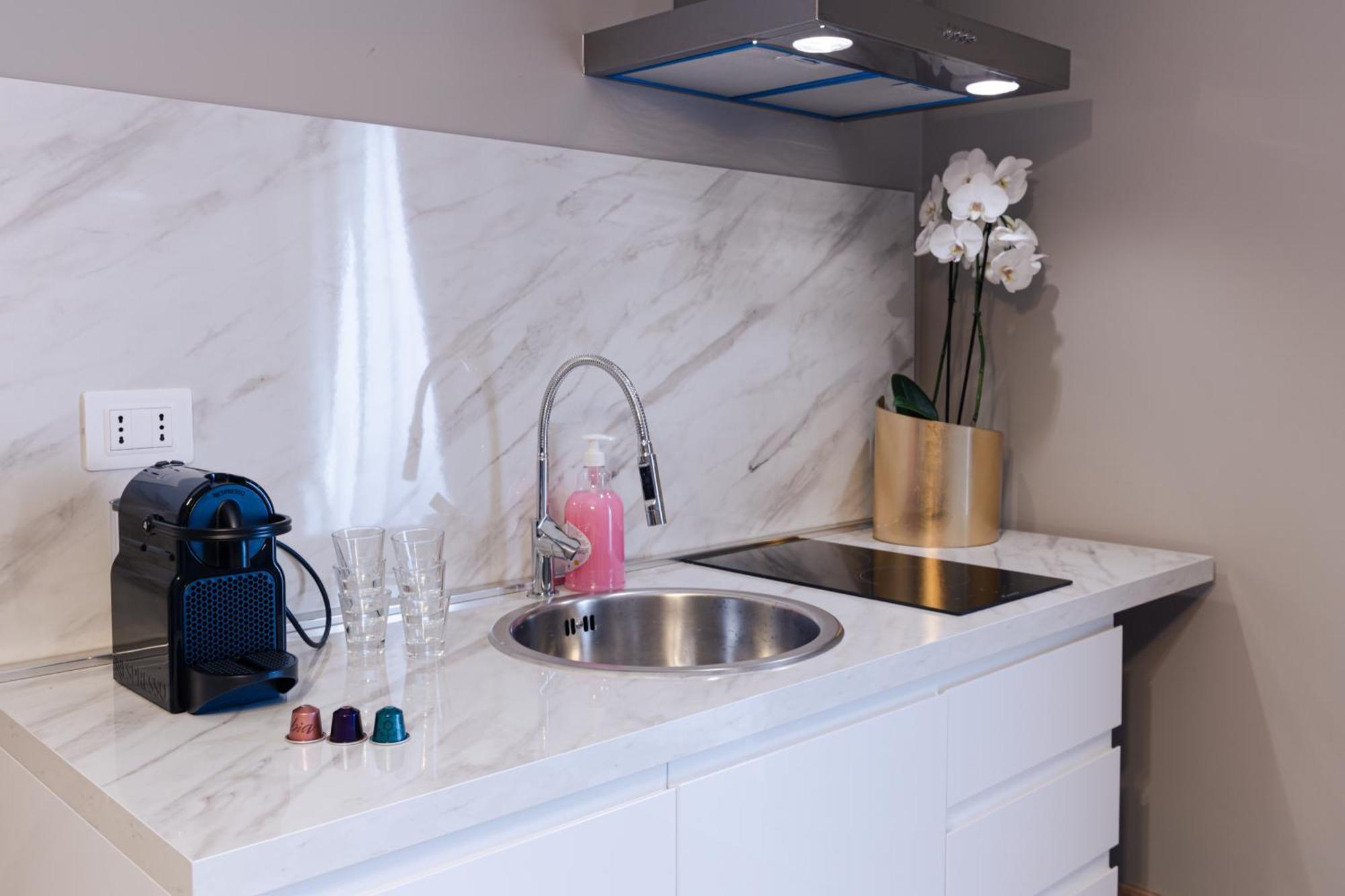 De Vince Suites - Luxury Rooms - Roma Termini Ngoại thất bức ảnh