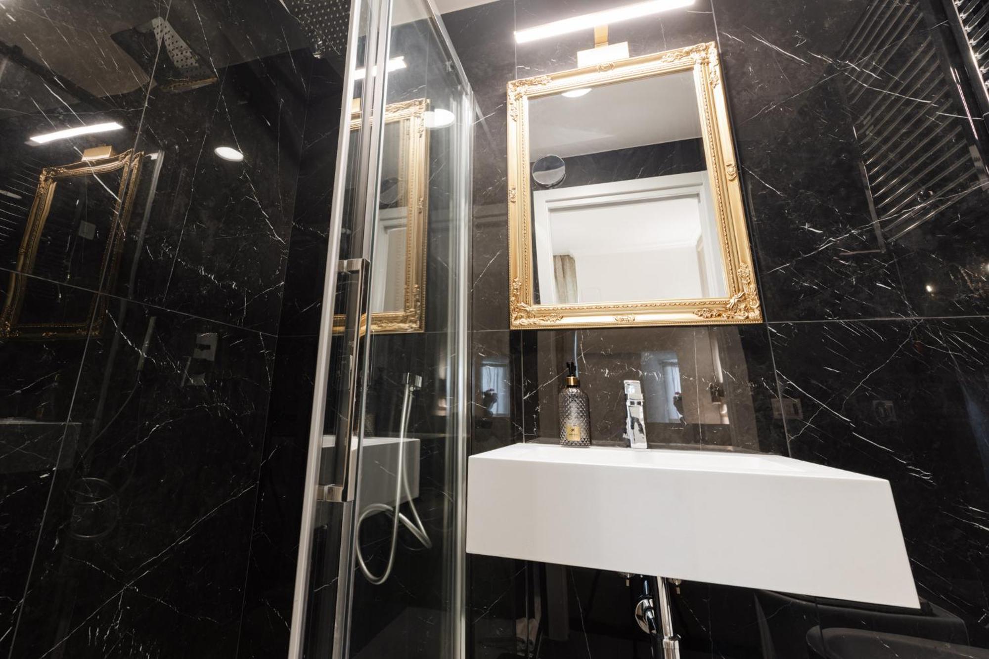 De Vince Suites - Luxury Rooms - Roma Termini Ngoại thất bức ảnh
