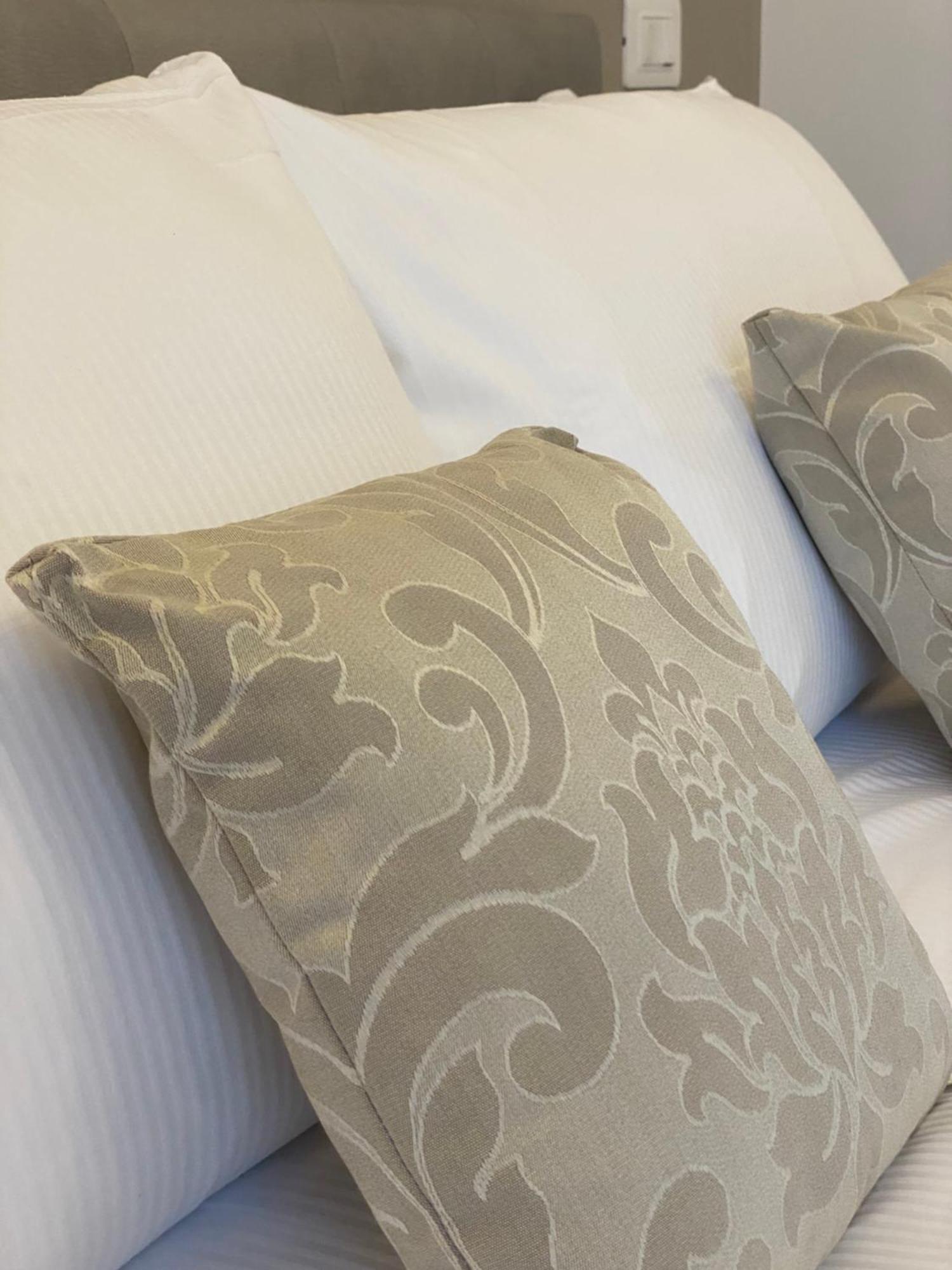 De Vince Suites - Luxury Rooms - Roma Termini Ngoại thất bức ảnh