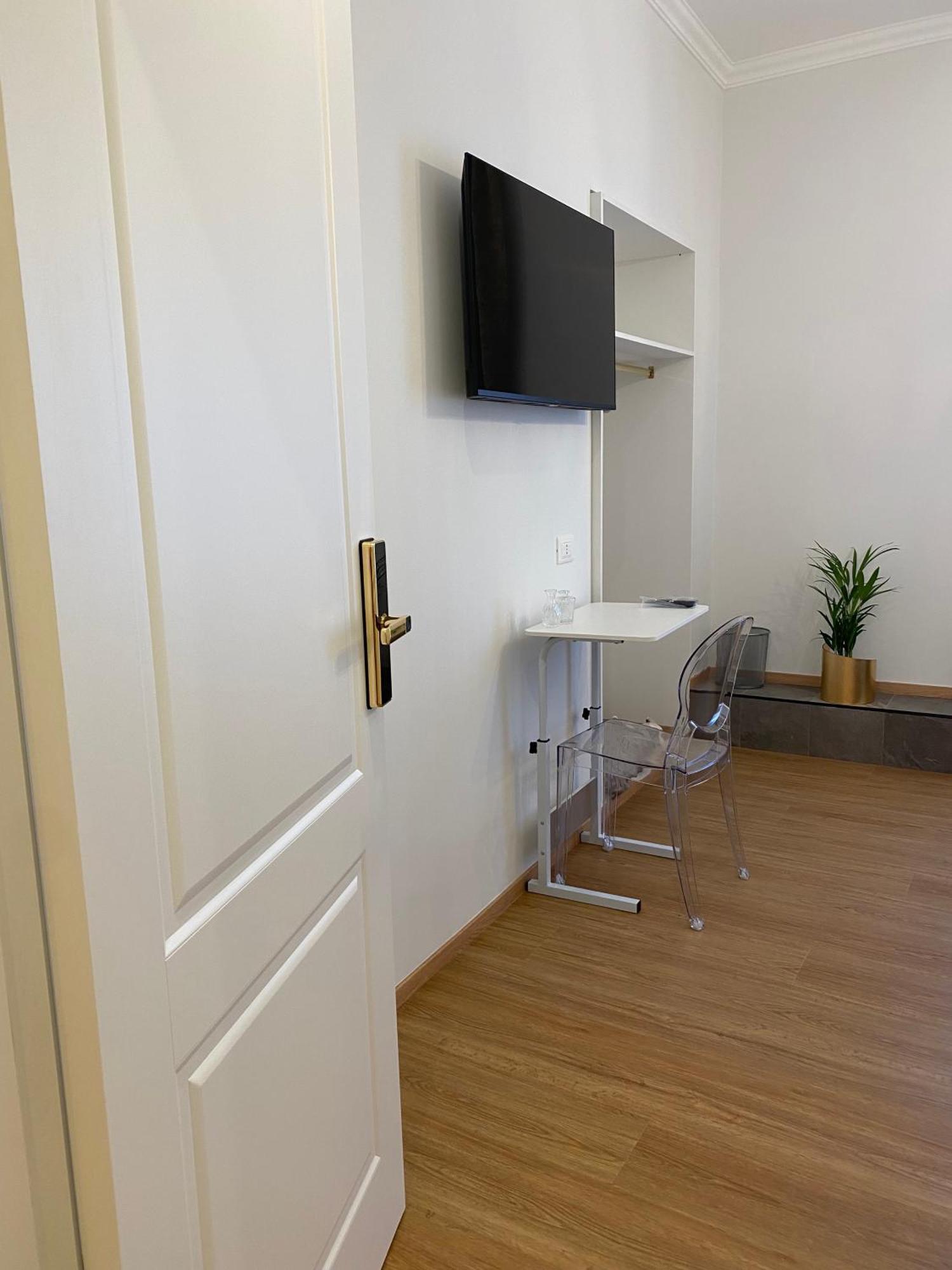 De Vince Suites - Luxury Rooms - Roma Termini Ngoại thất bức ảnh