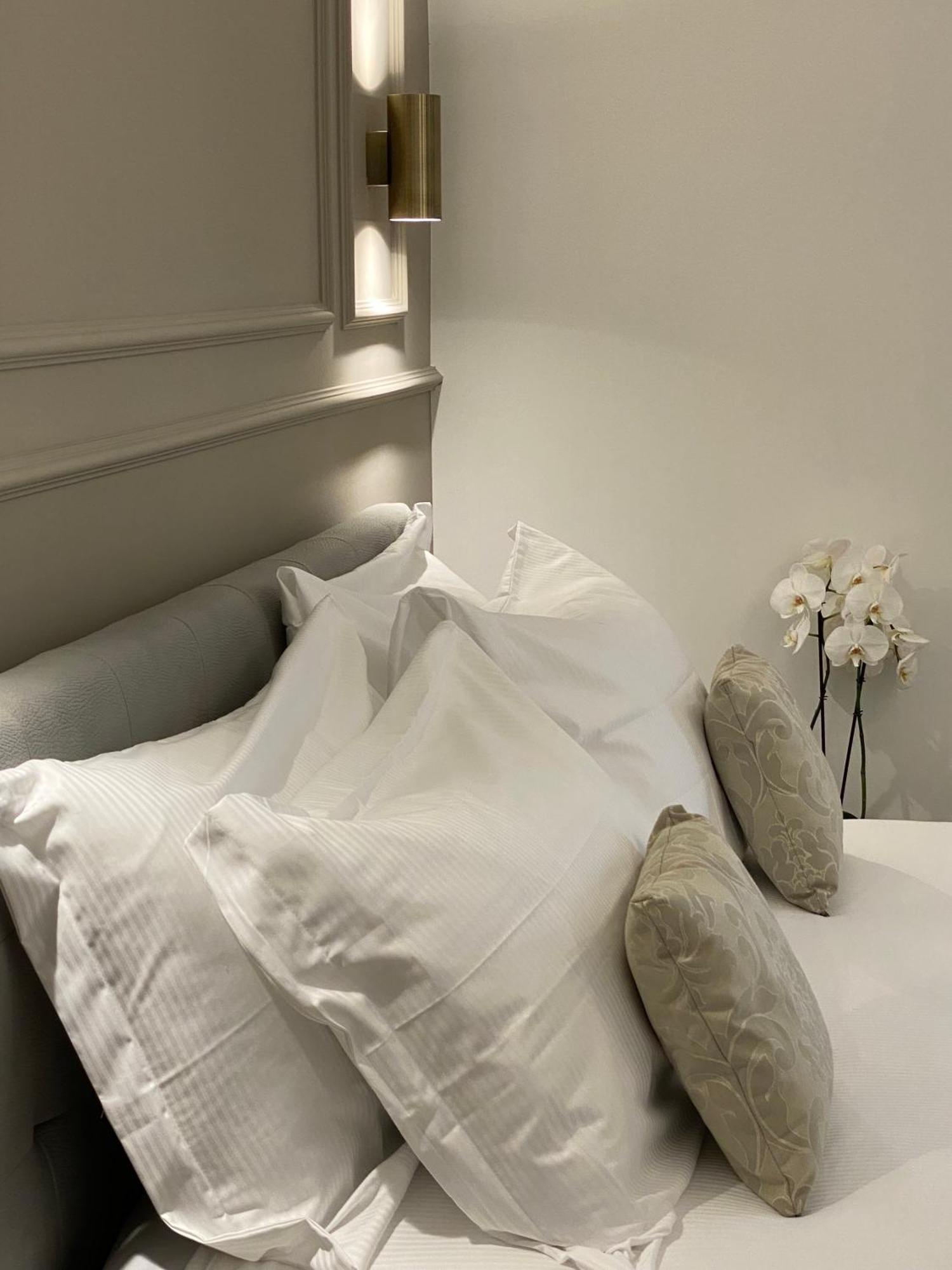 De Vince Suites - Luxury Rooms - Roma Termini Ngoại thất bức ảnh